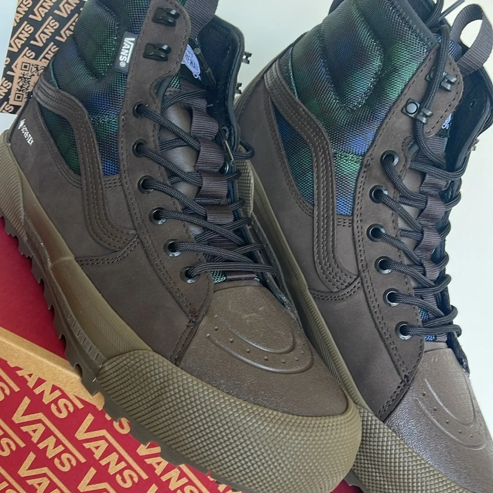 Vans Men’s Sk8-Hi Gore-Tex Mte-3 Tech Plaid Brown/Green VN0A5111BGS Boots Sneak